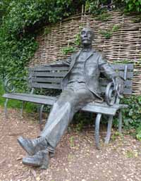 Elgar statue