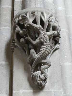 Wells Cathedral Lizard sculpture on pillar